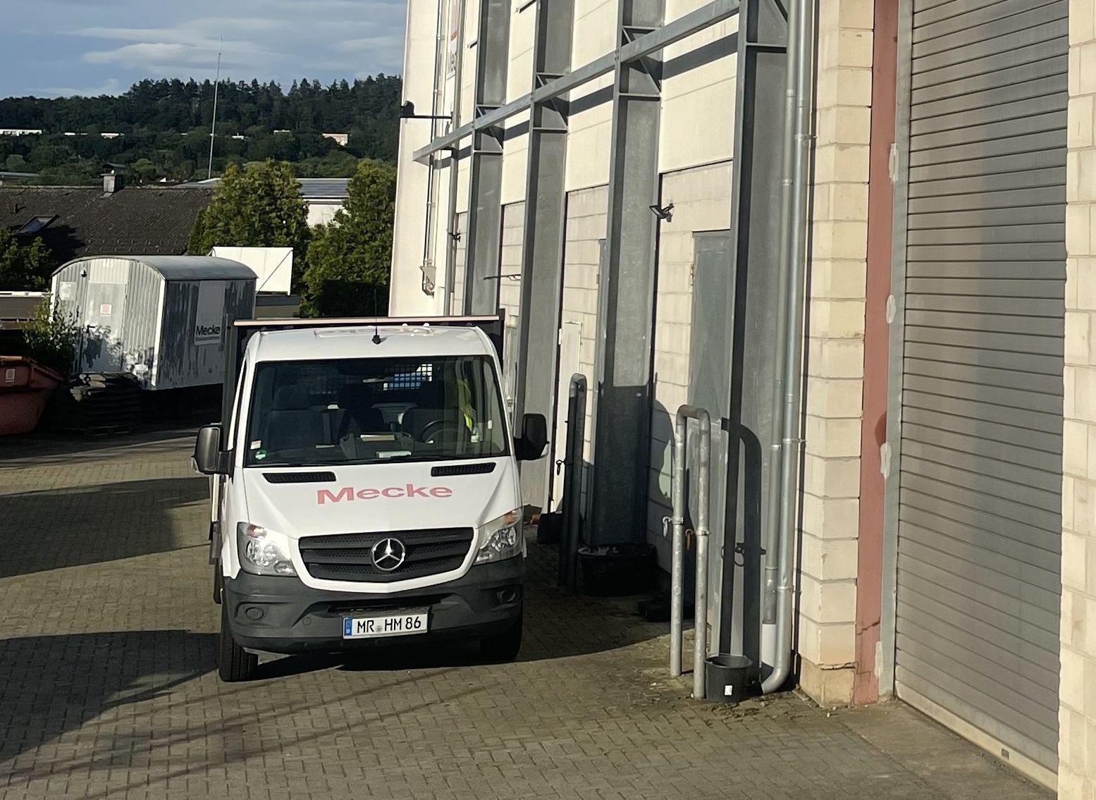 Mecke-Bau_Auto